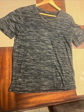 Men's broken English V-Neck Heathered Short Sleeve Tee - Black/Gray super thin
